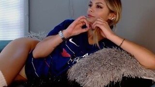 ?, ? Fernanda ?? naked on cam for live porn video chat