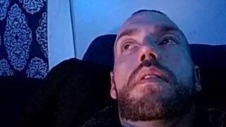 icyfucktoy naked on cam for live porn video chat