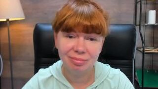 Isolyda naked on cam for live porn video chat
