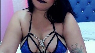 Kelly-bents naked on cam for live porn video chat