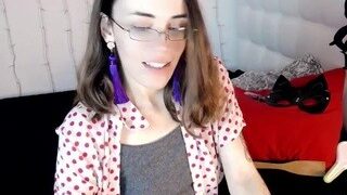 queen-offetish naked on cam for live porn video chat