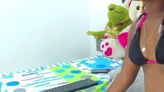 CuteSmiile naked on cam for live porn video chat