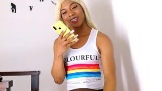 karo-sexy naked on cam for live porn video chat