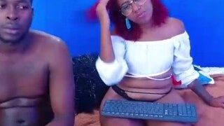 Mike & Bella Hot♥ naked on cam for live porn video chat