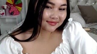 Shyutsinu naked on cam for live porn video chat