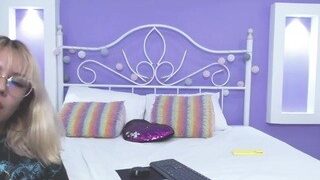 adelesweet naked on cam for live porn video chat