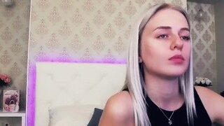 IsabelaXLove naked on cam for live porn video chat