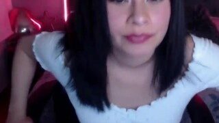 lunaaylin naked on cam for live porn video chat
