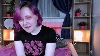 QueenBettyx naked on cam for live porn video chat