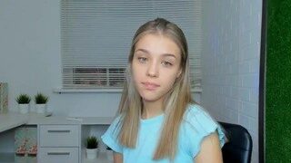 Amy-haris naked on cam for live porn video chat
