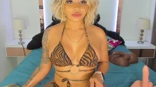 ?, G I G I A T L A N T A? naked on cam for live porn video chat