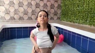 Ambershy naked on cam for live porn video chat