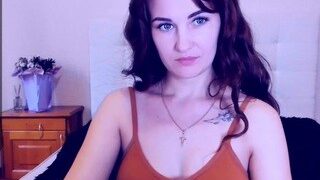 BonnieHeels naked on cam for live porn video chat