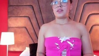 ?, ??????? naked on cam for live porn video chat