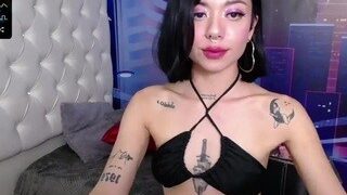 SweetAllie naked on cam for live porn video chat