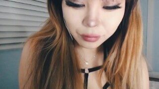 Tokyo Synn naked on cam for live porn video chat