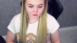 Kira who loves cum naked on cam for live porn video chat