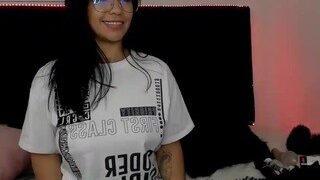 Sharlotte19 naked on cam for live porn video chat