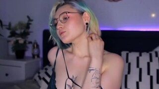 NicoleMyth naked on cam for live porn video chat