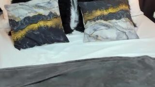 CandyJhons naked on cam for live porn video chat