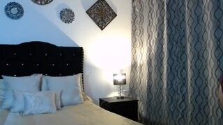 ? , ?????_ ???? ? naked on cam for live porn video chat