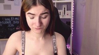 OlyashaHub naked on cam for live porn video chat