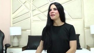 EmmaThomsom naked on cam for live porn video chat