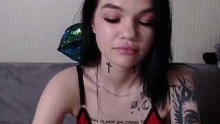 EssaLiss naked on cam for live porn video chat