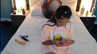 HelenHiills naked on cam for live porn video chat