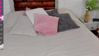 AliceShy1 naked on cam for live porn video chat