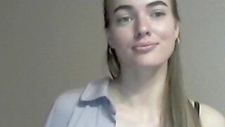 ElenaJoy naked on cam for live porn video chat