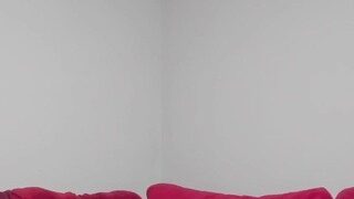 YnesBritney naked on cam for live porn video chat