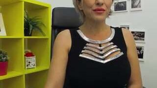 CarrieLoveX naked on cam for live porn video chat