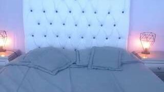 Valerybloom naked on cam for live porn video chat