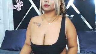 AnahiRoberts naked on cam for live porn video chat
