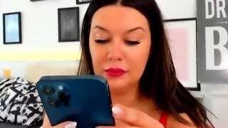1KimEvans naked on cam for live porn video chat