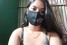 Jenifar- naked stripping on cam for live sex video chat