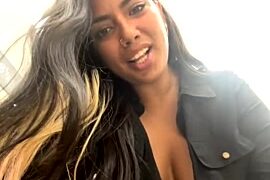 TheCrimsonLounge naked stripping on cam for live sex video chat