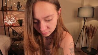 WebbyCassie naked stripping on cam for live sex video chat