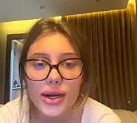 AlabamaBarker naked stripping on cam for live sex video chat