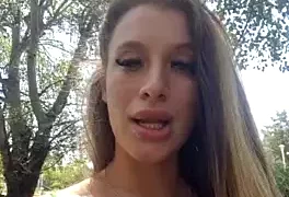 amandateasingg_ naked stripping on cam for live sex video chat