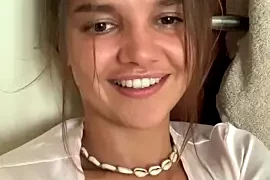 _Miss_Luna_ naked stripping on cam for live sex video chat