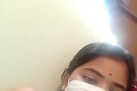 Muskaan_Bhabhi naked stripping on cam for live sex video chat