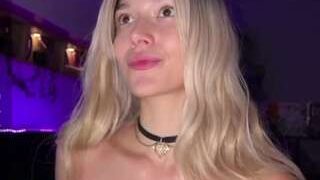 Kasey-K naked on cam for live porn video chat