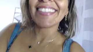 sarametisse26 naked stripping on cam for live sex video chat