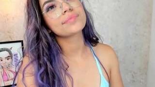 Anne-Mallow nude on cam for live porn chat