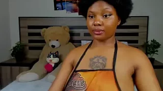 Renee-18 nude webcam for live sex chat