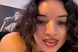 Jord6n nude webcam for live sex chat