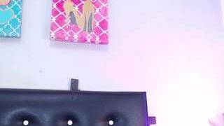 Sweet Nicol nude on cam for live porn chat