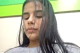 Emy-Cute nude webcam for live sex chat